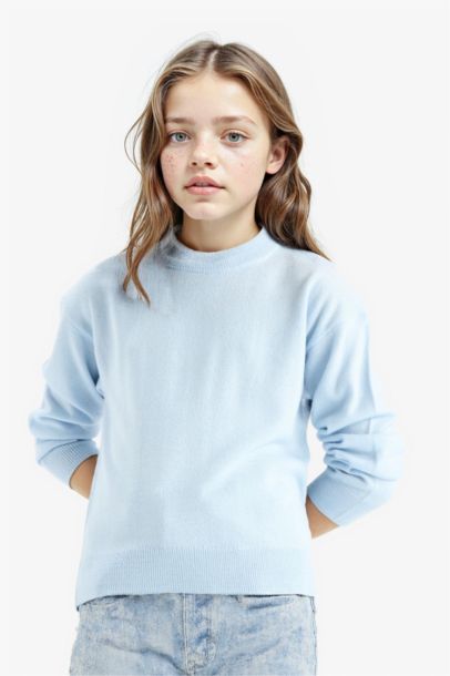 Girl Standard Fit Crew Neck Knit Pullover