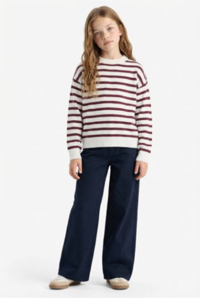 Girl Standard Fit Crew Neck Pullover