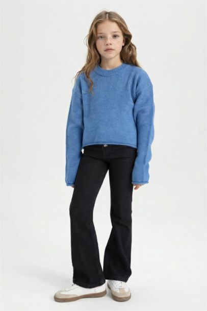 Girl Standard Fit Crew Neck Basic Knitted Pullover