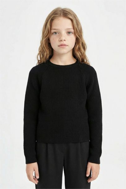 Girl Black Standard Fit Crew Neck Basic Knitted Pullover