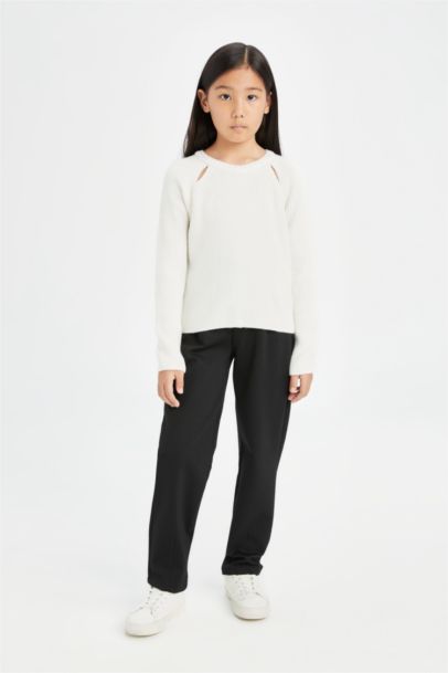 Ekru Standart Fit Bisiklet Yaka Triko Kazak Kız Çocuk