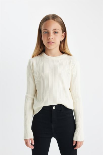 Girl Standard Fit Crew Neck Pullover