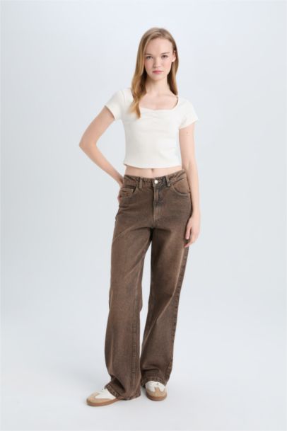 تيشيرت نص كم سليم فيت مضلع