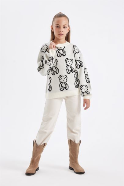 Свитер оверсайз с круглым вырезом для девочек