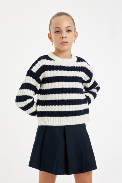 Girl Standard Fit Striped Crew Neck Pullover