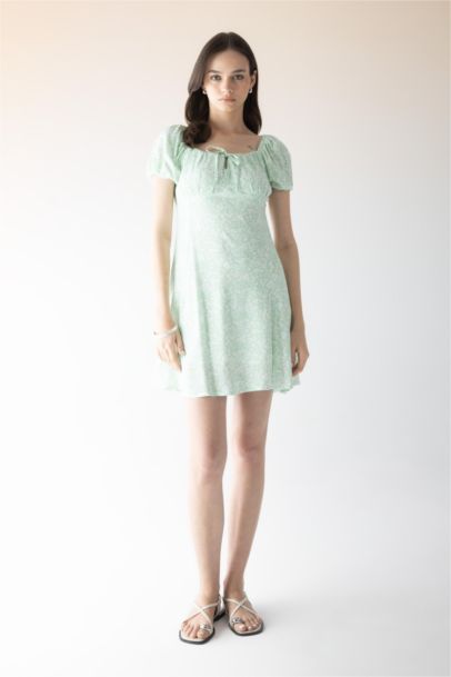 Sweetheart Neckline Floral Off-the-Shoulder Viscose Mini Dress