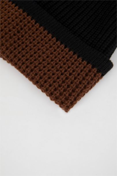 Man Striped Beanie