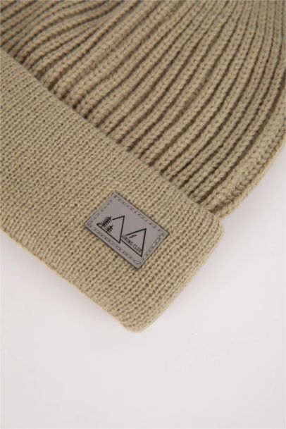 Erkek Etiket Baskılı Bere