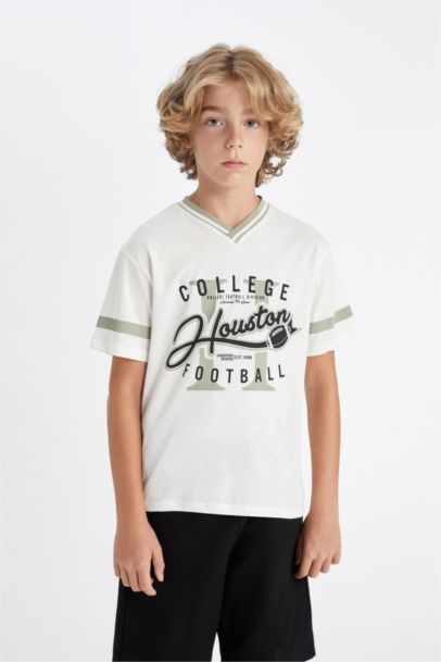 تيشيرت نص كم مطبوع قصة عادية بياقة V