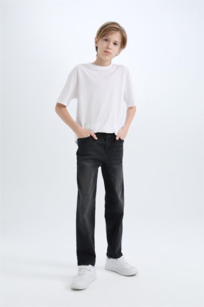 بنطلون اولادي قصة مستقيمة جينز