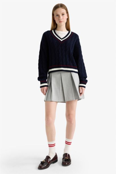 Regular Fit V Neck Knit Pullover