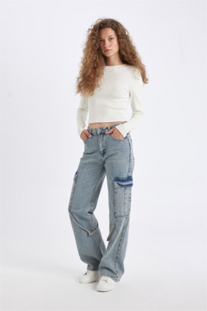 Wide Leg High Waist Long Cargo Jeans