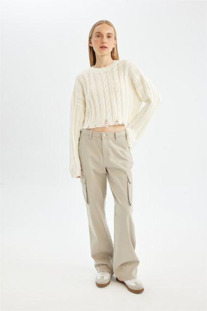Straight Fit High Waist Gabardine Cargo Pants