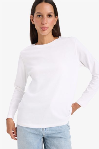 T-shirt basique premium à manches longues et col rond Coupe régulière