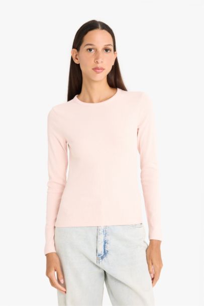 T-shirt slim basique en maille côtelée à col rond et manches longues