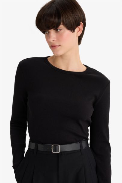 Woman Long Sleeve T-Shirt