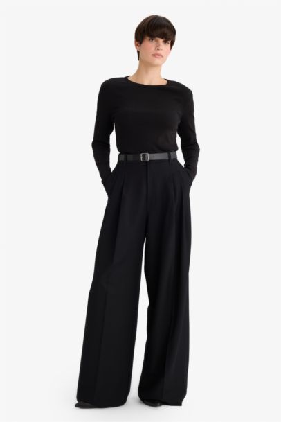 Woman Long Sleeve T-Shirt