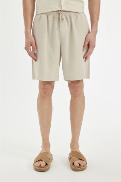 شورت قصة عادية