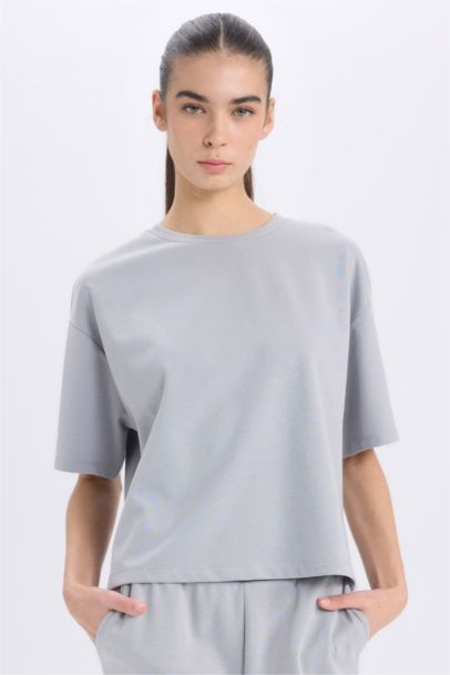 Relax Fit Crew Neck Basic T-Shirt