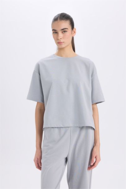 Relax Fit Crew Neck Basic T-Shirt