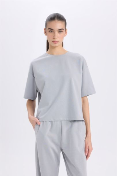 Relax Fit Crew Neck Basic T-Shirt