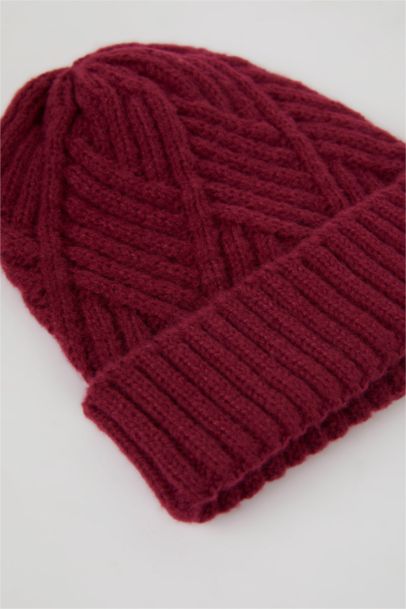 Girl Basic Knitted Beanie