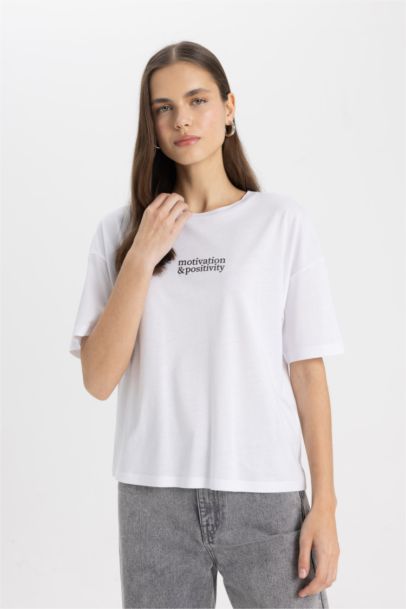 Relax Fit Crew Neck Slogan Printed T-Shirt