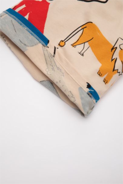 تيشيرت ولادي نص كم مطبوع قصة عادية