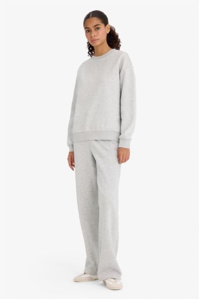 Straight Fit Basic Pocketed Thick Fabric Sweatpants