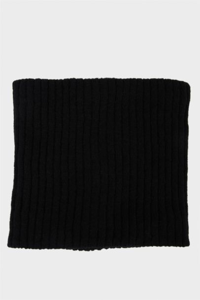 سكارف رجالي من صوف صناعي