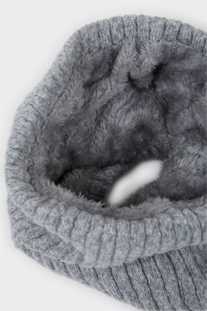 Man Lined Neck Scarf