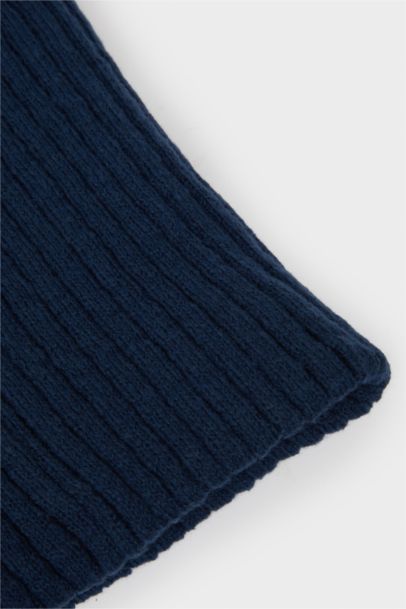 Man Lined Neck Scarf