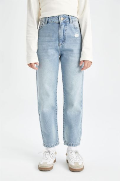 Girl Mom Fit Ripped Detailed Skinny Leg Jeans