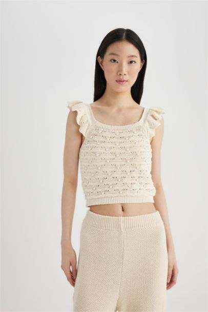 Débardeur Crop Top en Crochet à Col Carré