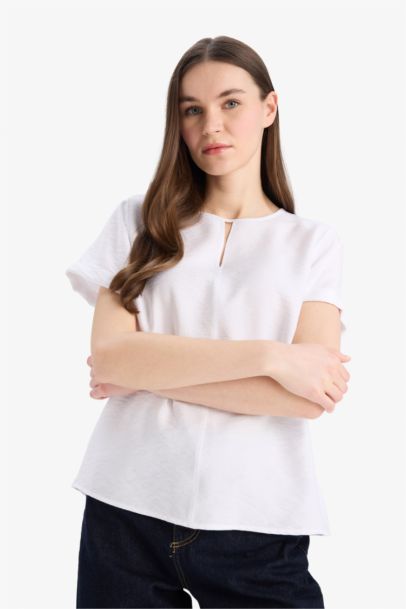 Regular Fit Round Collar Short Sleeve Blouse