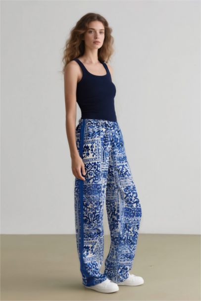 Wide Leg Patterned Pocket High Waist Trousers