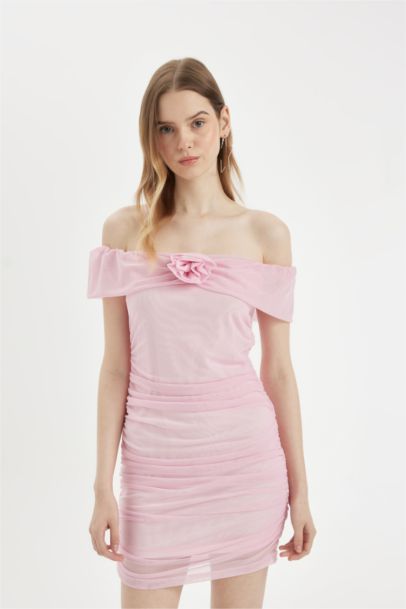 Bodycon Off-the-Shoulder Pink Tulle Mini Dress