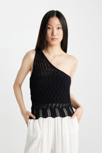 Fitted One Shoulder Crochet Black Blouse