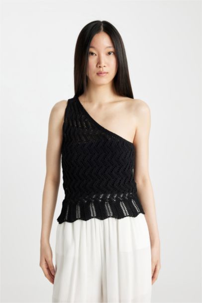 Fitted One Shoulder Crochet Black Blouse