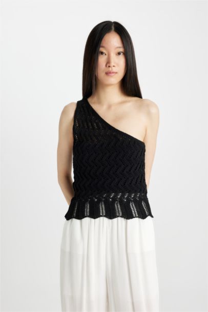 Fitted One Shoulder Crochet Black Blouse