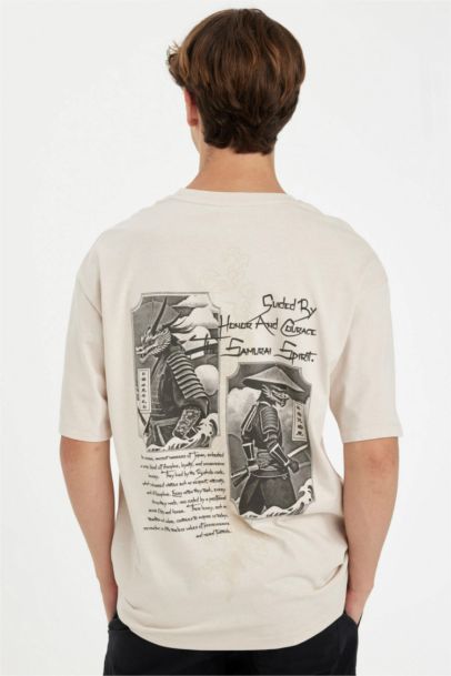 Boxy Fit Crew Neck Back Printed T-Shirt