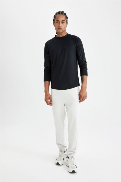 Джоггеры стандартного кроя, DeFactoFit