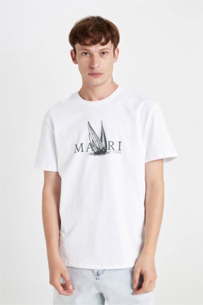 تيشيرت قصة عادية برقبة مستديرة