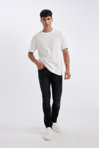 Джинсы Pedro Slim Fit приталенного кроя