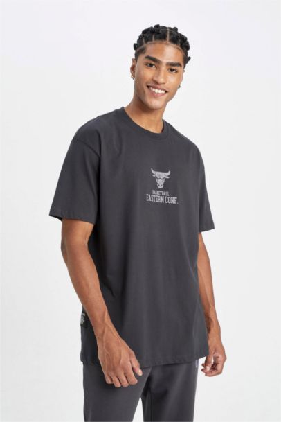 DeFactoFit NBA Chicago Bulls Boxy Fit T-Shirt