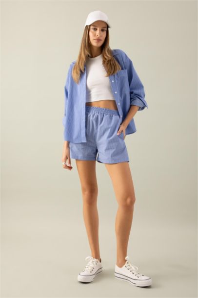 شورت قصير بوبلين بجيب وخصر عالي