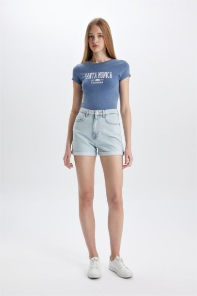 تيشيرت نص كم مطبوع برقبة مستديرة