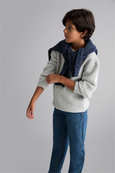 Boy Regular Fit Crew Neck Pullover
