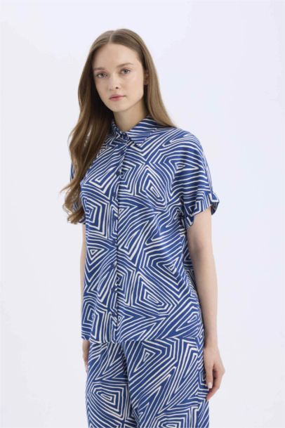 قميص نص ردن قصة عادية