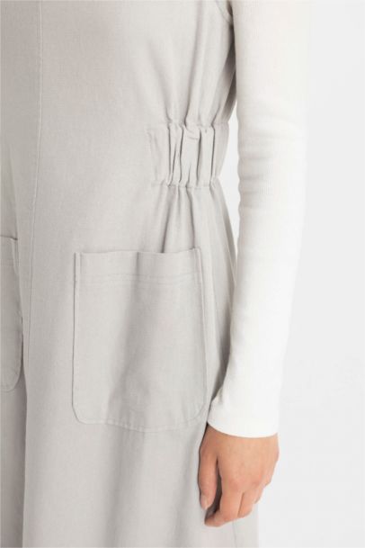 Robe Tissée en Gabardine à coupe régulière